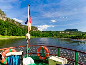 Dampfer bei Rathen - Sächsische Schweiz